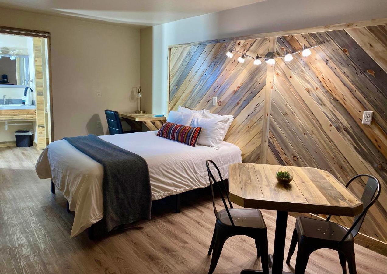 Horseshoe Bend Motel Lovell Eksteriør billede